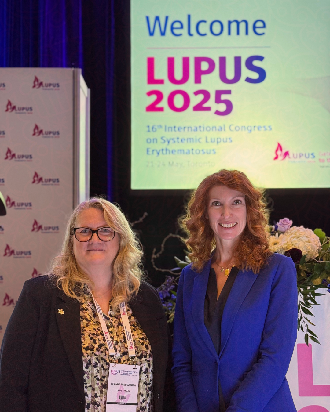 Des représentants de Lupus Canada au Congrès international LUPUS 2025 à Toronto, mettant l’accent sur la collaboration et la recherche dans le cadre de 10 façons de donner.